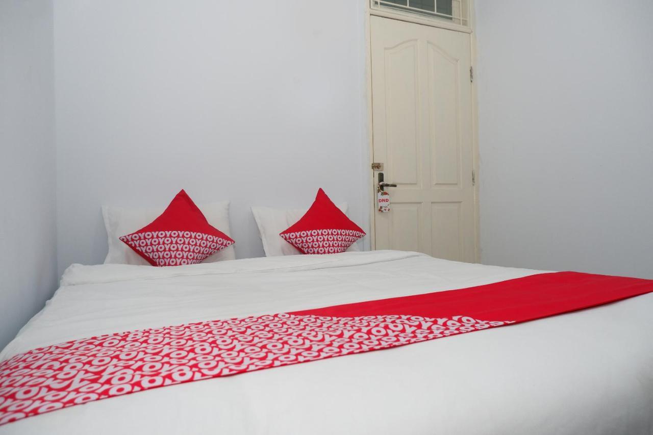 Oyo 682 Ceria Homestay Syariah Semarang Eksteriør billede