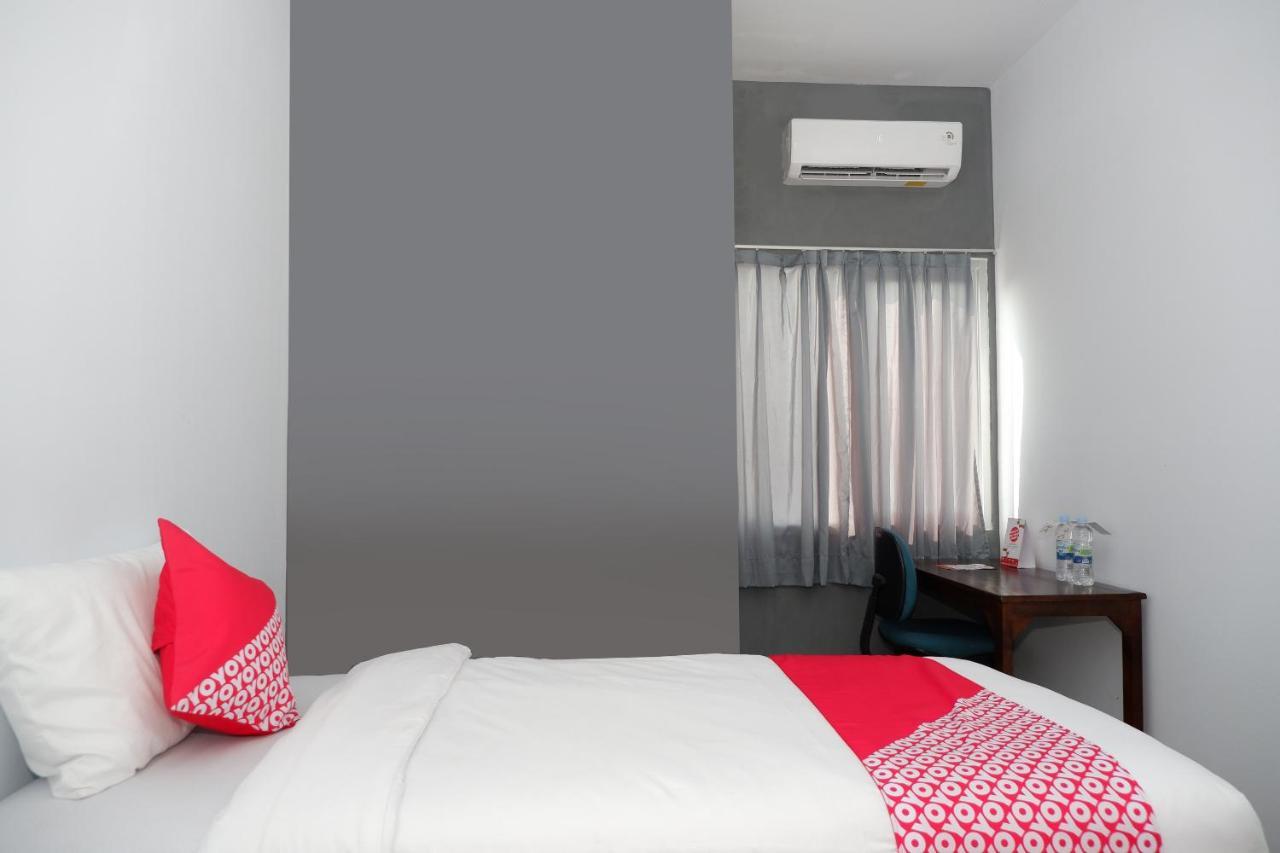 Oyo 682 Ceria Homestay Syariah Semarang Eksteriør billede