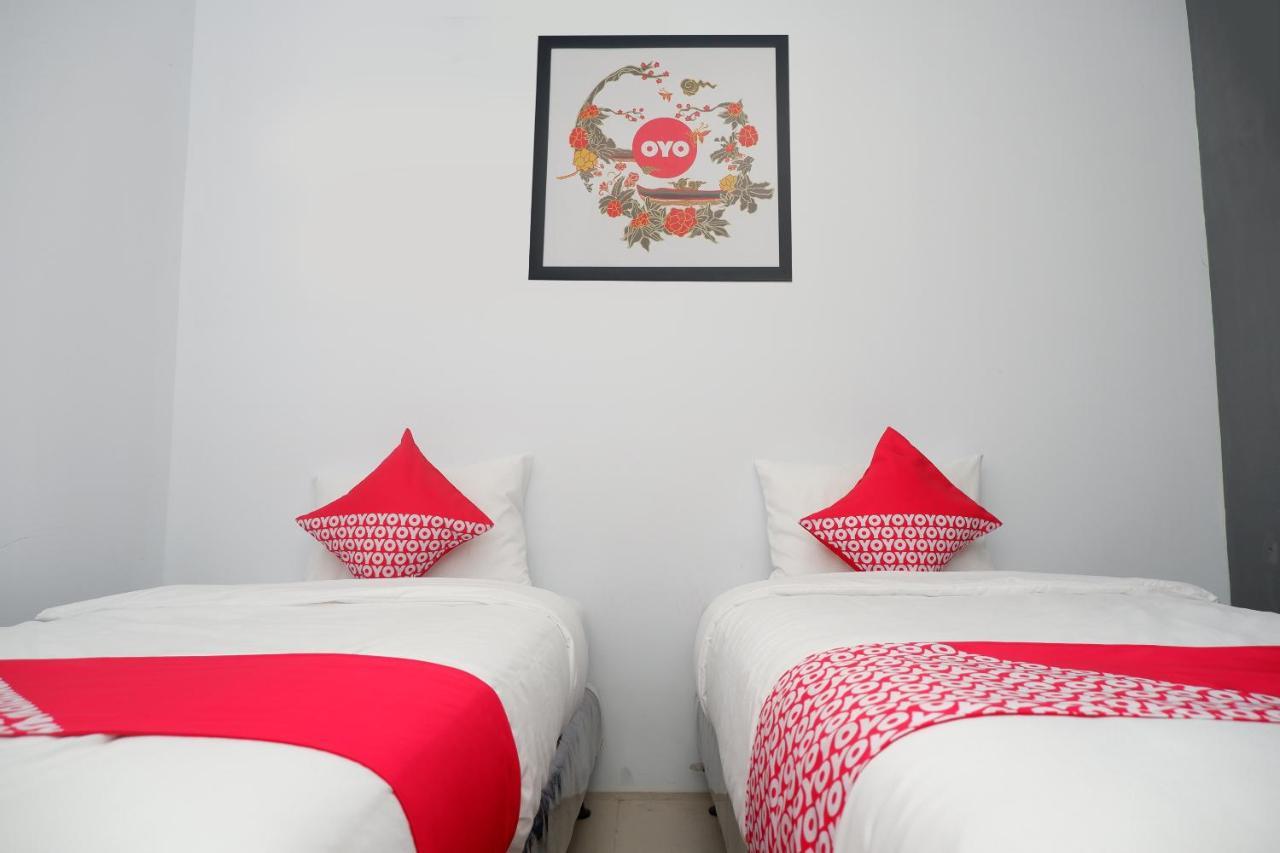 Oyo 682 Ceria Homestay Syariah Semarang Eksteriør billede