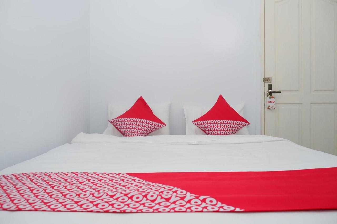 Oyo 682 Ceria Homestay Syariah Semarang Eksteriør billede