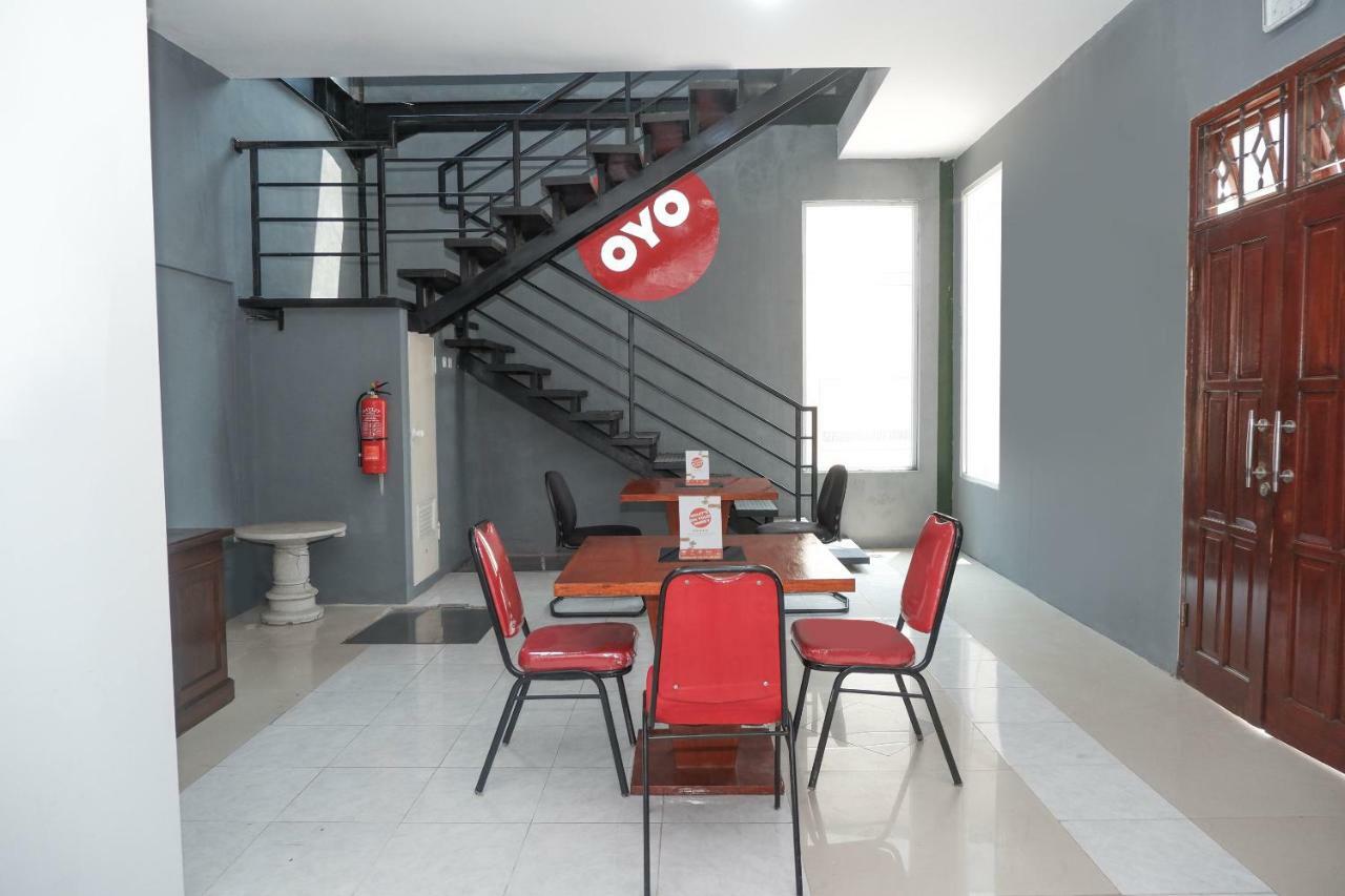 Oyo 682 Ceria Homestay Syariah Semarang Eksteriør billede